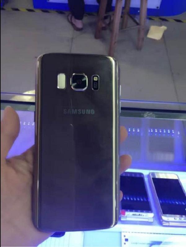 Galaxy S8 Fake 7