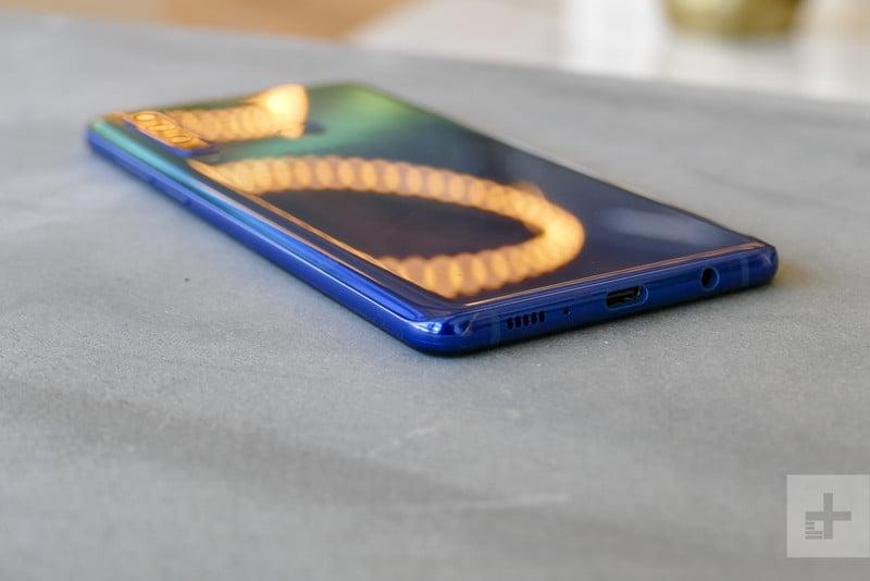 Giao diện Android 8.0 trên Galaxy A9 (2018)