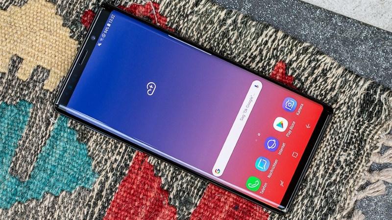 Samsung Galaxy Note 9 với bút S-Pen thông minh làm nên sự khác biệt