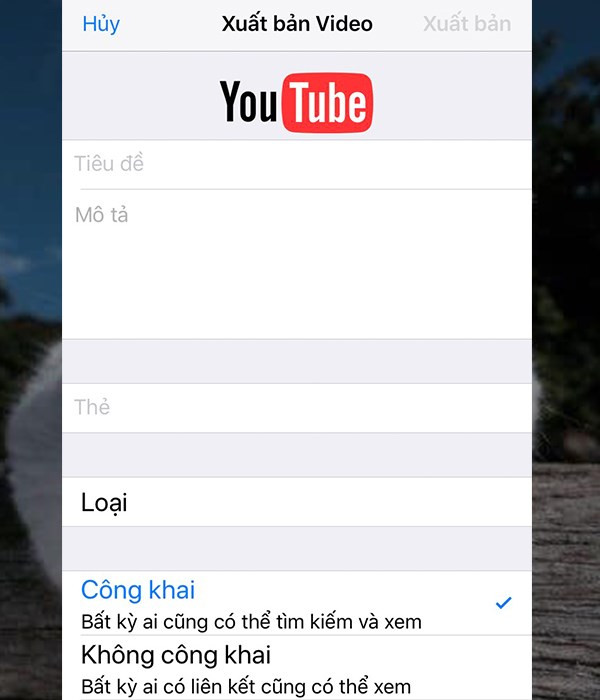 alt text: Chọn YouTube để chia sẻ video