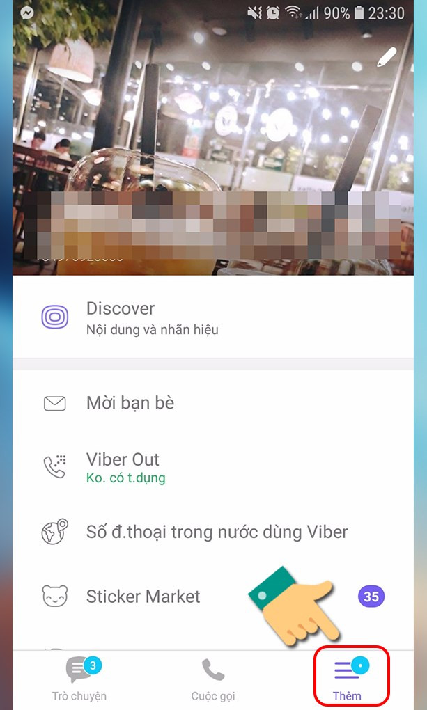 alt text: Mở Viber trên điện thoại và chọn mục Thêm