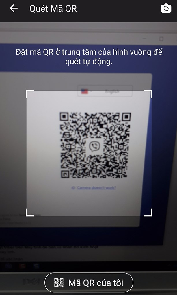 alt text: Quét mã QR trên máy tính bằng điện thoại