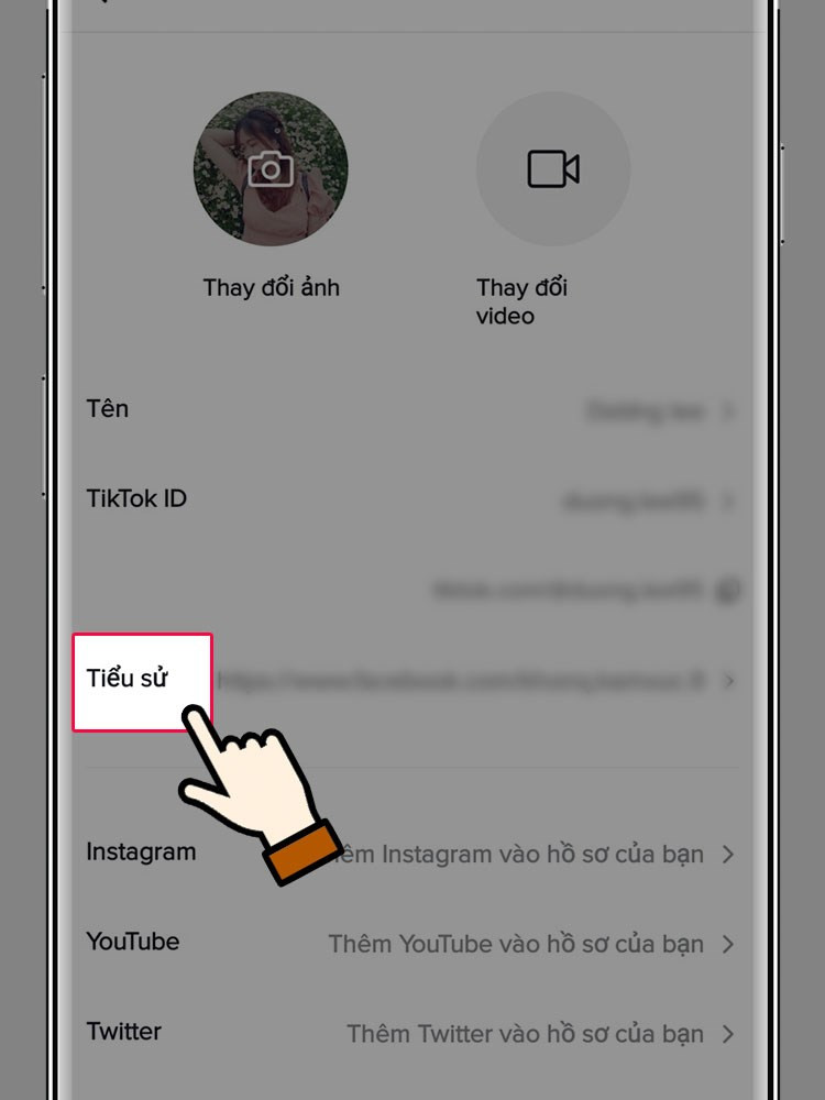 Chọn Tiểu sử trên TikTok