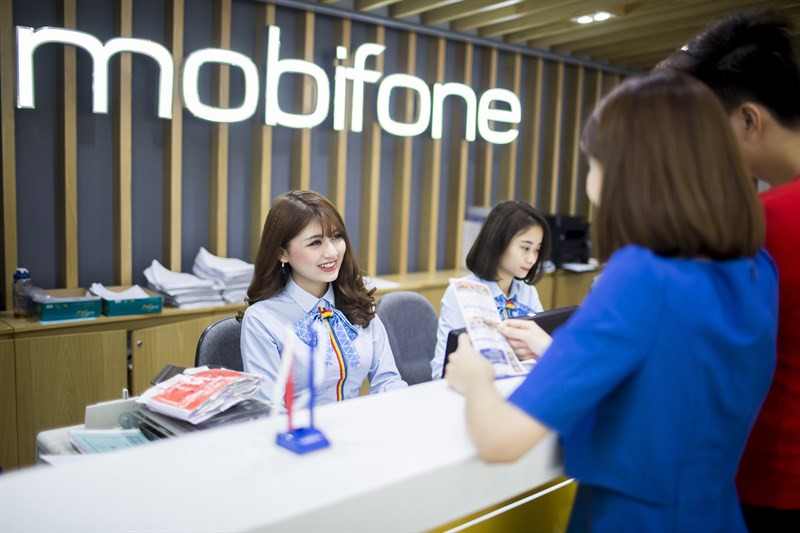 Đến cửa hàng Mobifone để được hỗ trợ trực tiếp