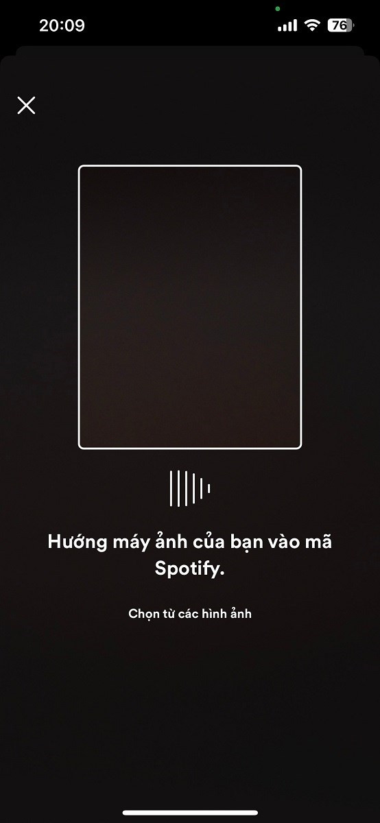 Hướng máy ảnh của bạn vào Mã Spotify muốn quét