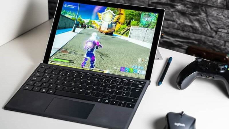 Khám Phá Thế Giới Laptop Surface: Từ Văn Phòng Đến Chiến Game