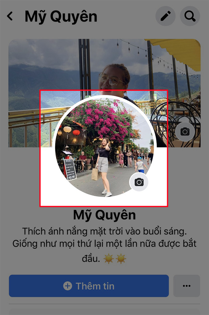 Vào trang cá nhân Facebook trên iOS