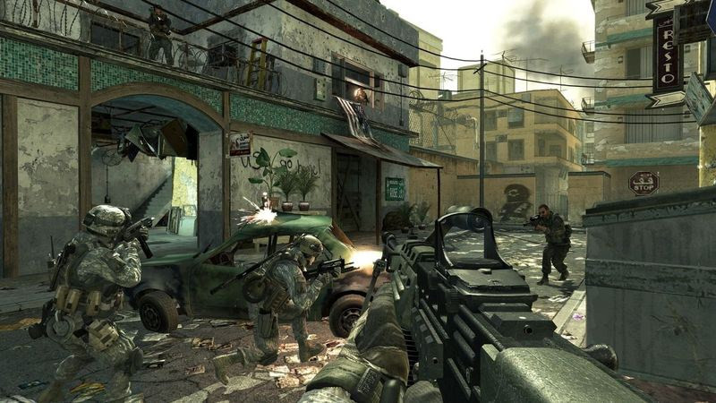 alt: Hình ảnh gameplay của Call of Duty: Modern Warfare 2 với những pha hành động nghẹt thở.