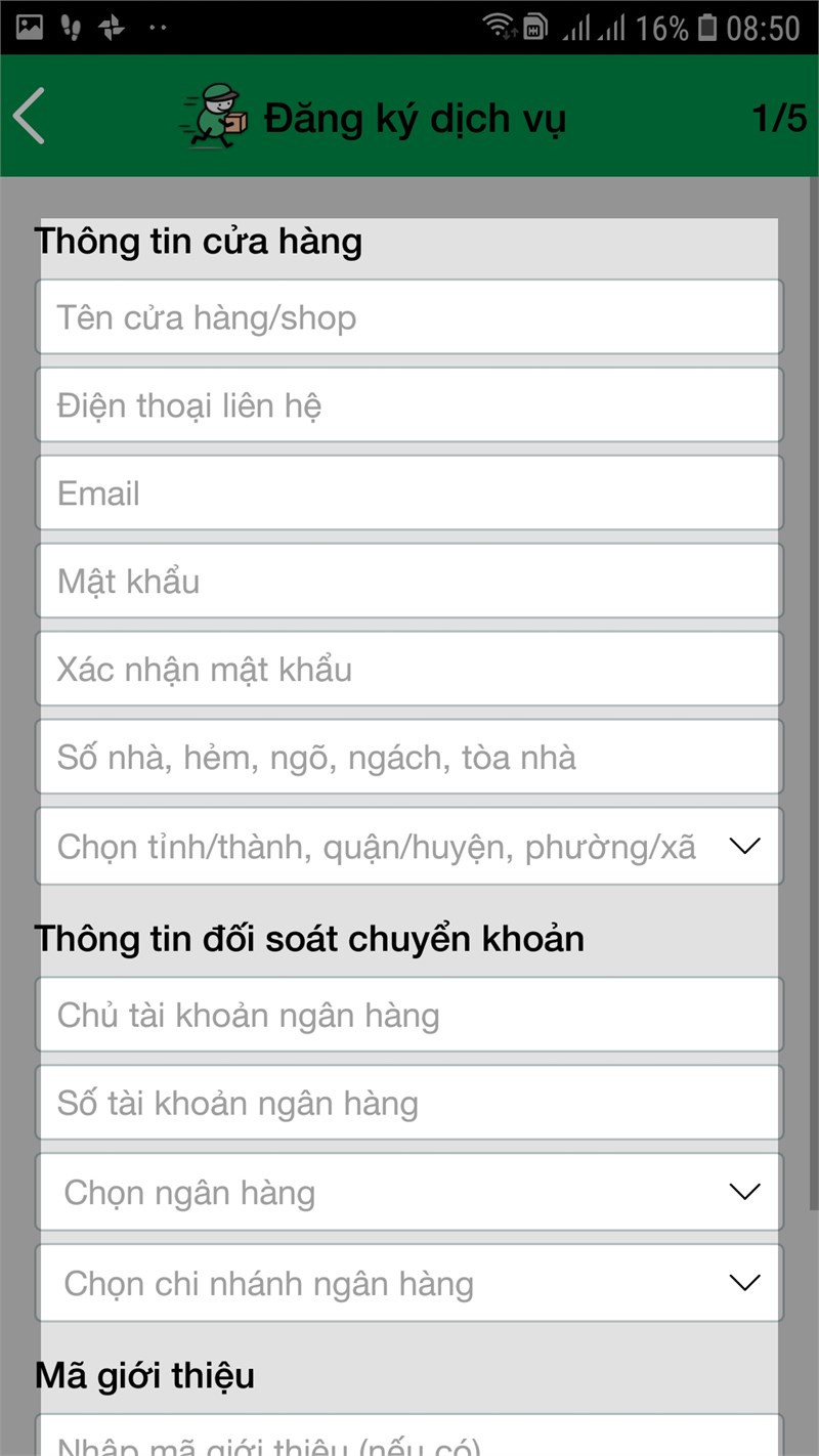 alt text: Điền thông tin cá nhân khi đăng ký Giao Hàng Tiết Kiệm