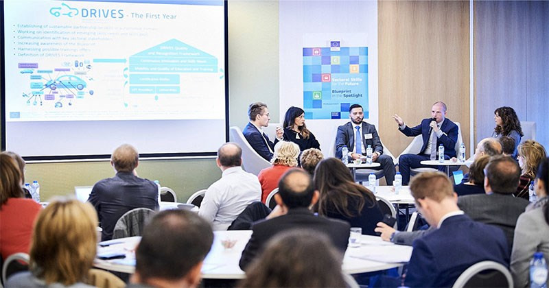 Seminar là gì? Bí quyết tổ chức Seminar thành công & hiệu quả