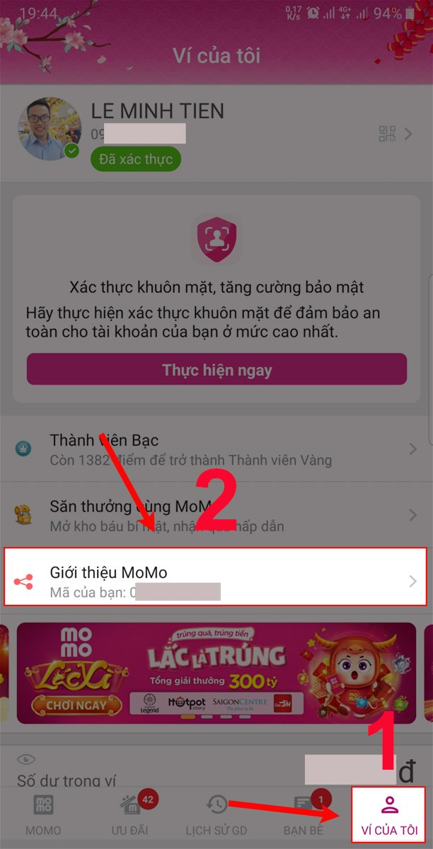 Chọn Ví của tôi và chọn Giới thiệu MoMo.