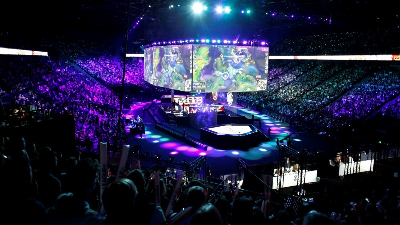 Esports là gì? Tìm hiểu về thế giới thể thao điện tử đầy hấp dẫn