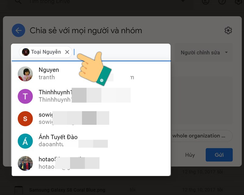 Thêm địa chỉ email của người dùng cần chia sẻ trên Google Drive