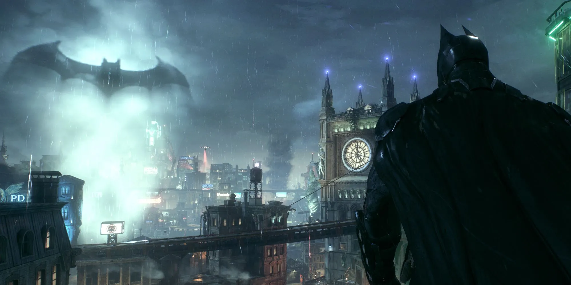 Batman đứng trên một tòa nhà cao tầng nhìn bao quát thành phố Arkham City chìm trong bóng tối