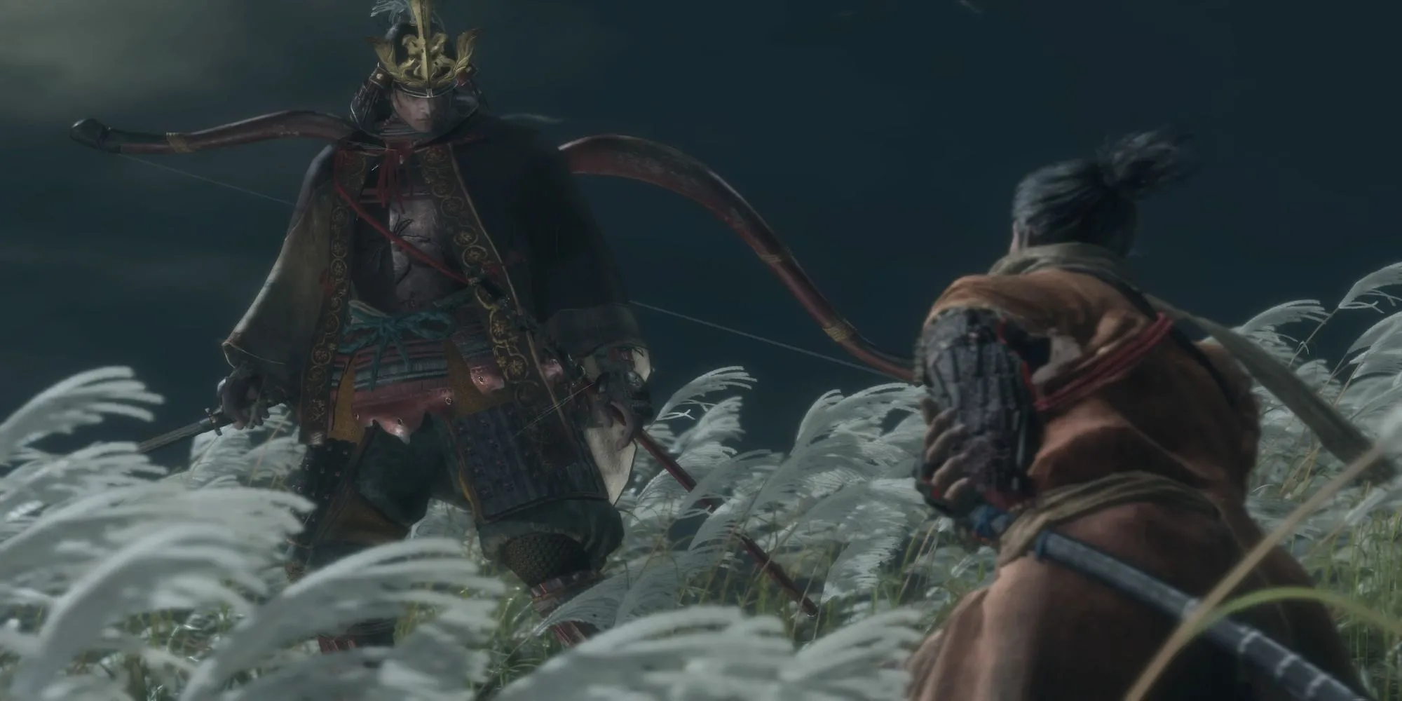 Genichiro Ashina đứng uy dũng phía trên người chơi trong Sekiro: Shadows Die Twice