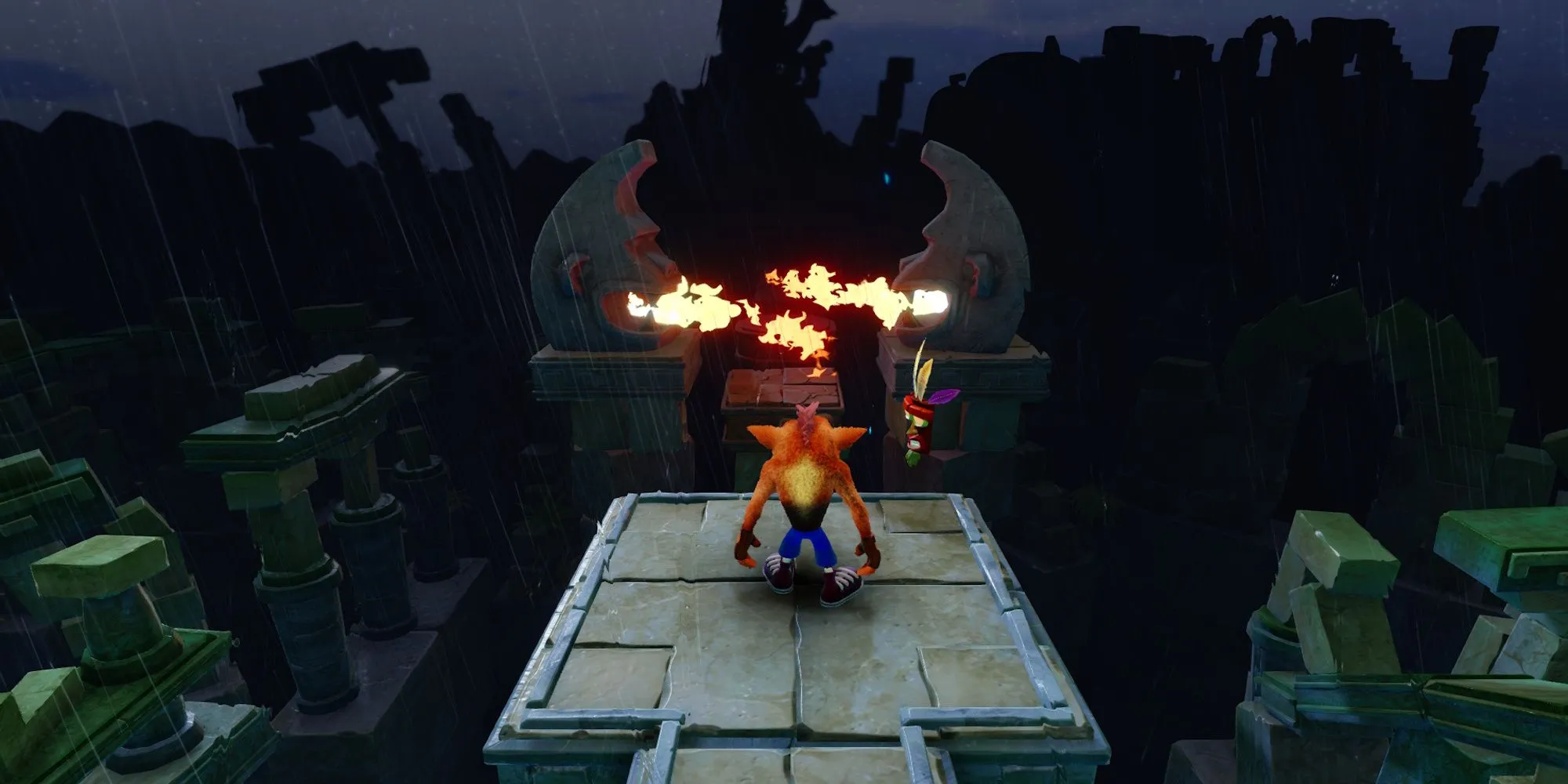 Khung cảnh đền thờ Aztec ban đêm trong màn Ruination của Crash Bandicoot 2