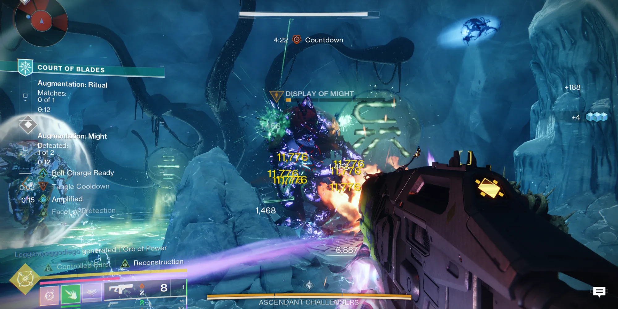 Mắt khổng lồ của Gaze of the Deep Hazard trong Destiny 2 Court of Blades