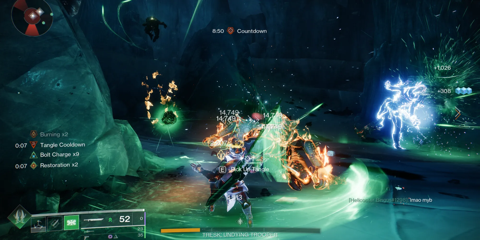 Người chơi Titan sử dụng kỹ năng cận chiến trong một trận đấu Court of Blades Destiny 2