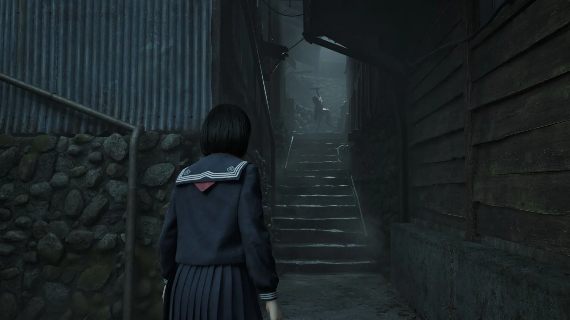 Nhân vật nữ chính trong Silent Hill f giữa khung cảnh hoa đỏ rùng rợn