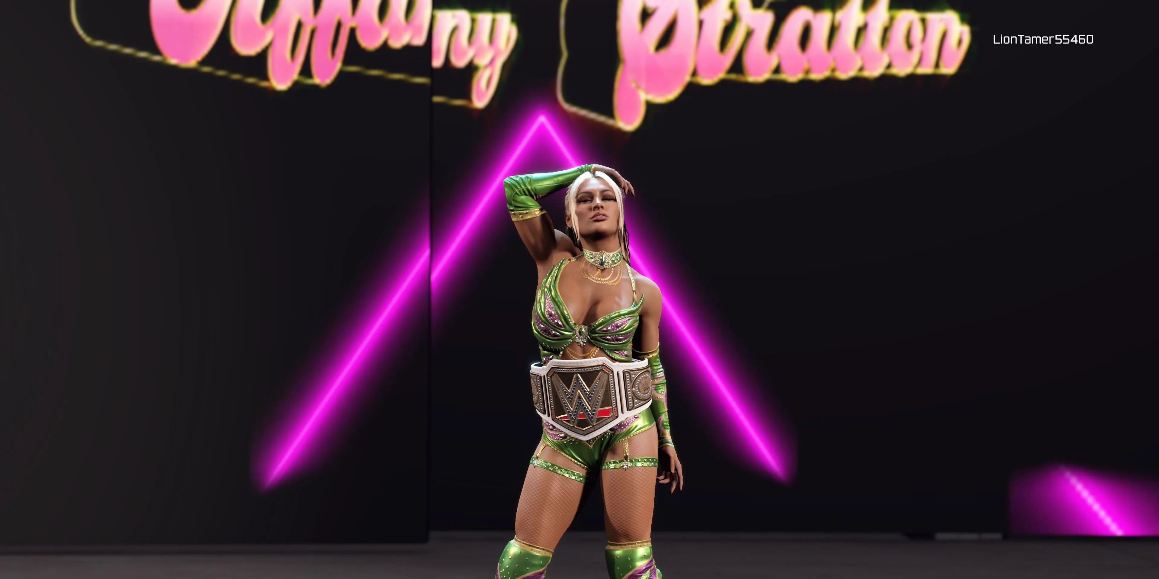 Tiffany Stratton trong game WWE 2K25 với phong cách tự tin