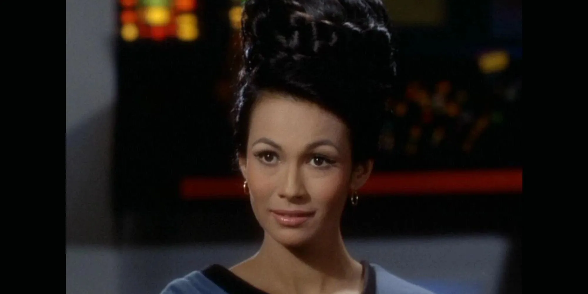 Marlena Moreau, &quot;người phụ nữ của thuyền trưởng&quot; đầy bí ẩn trong vũ trụ gương Star Trek